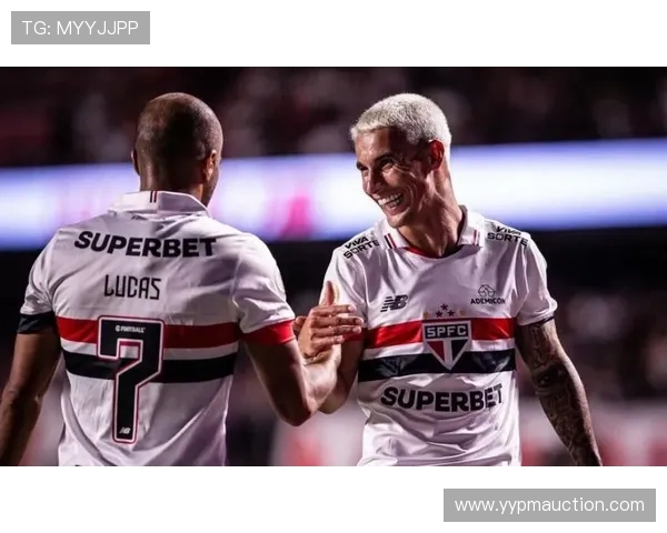 罗克重返巴甲状态火热20岁小将8场打入8球引发转会热潮